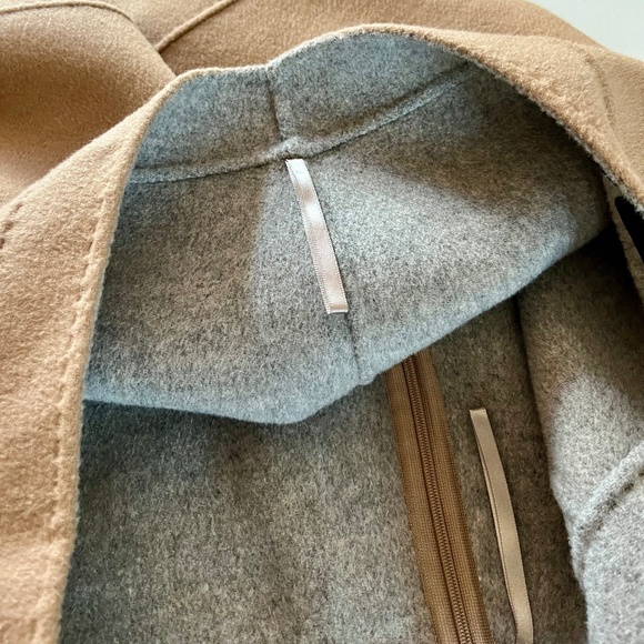 Weekend MaxMara Camel Wool Skirt, 100% Virgin Wool, Size 6 - Picture 8 of 11